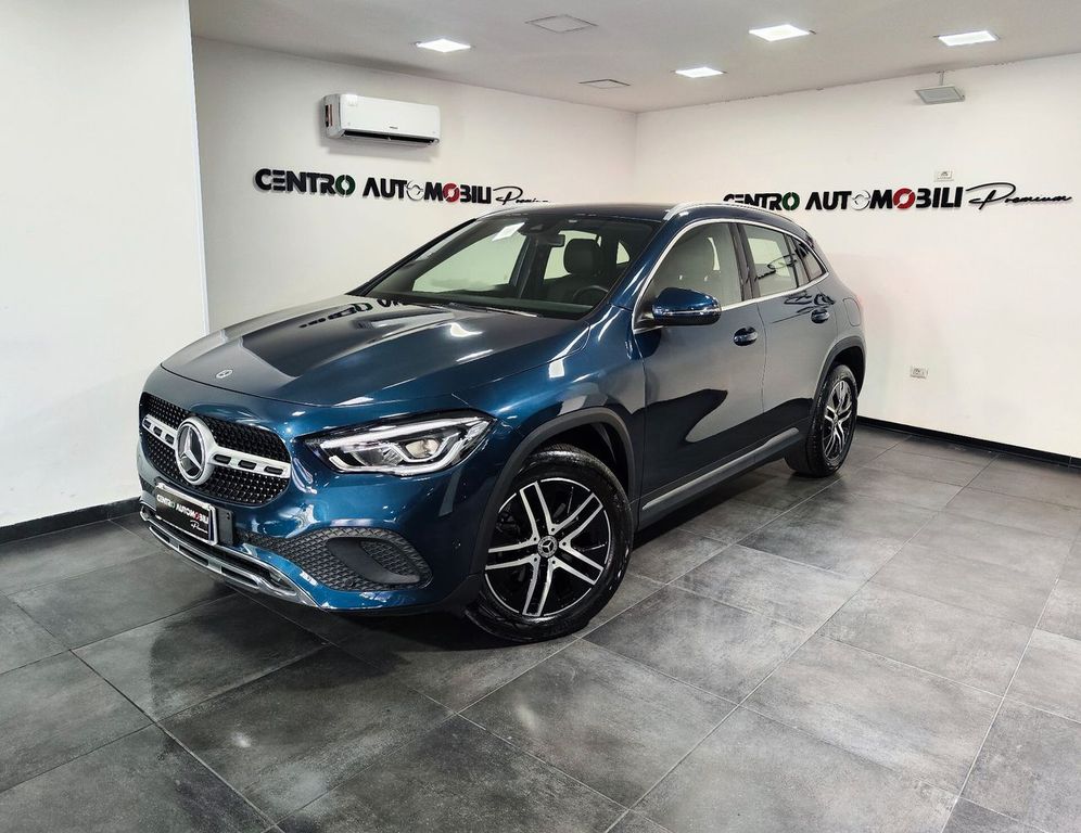 Image of Mercedes-Benz GLA 200