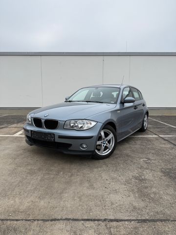 BMW 118i Adv. TÜV09/26*SHZ*Klima*Schiebedach