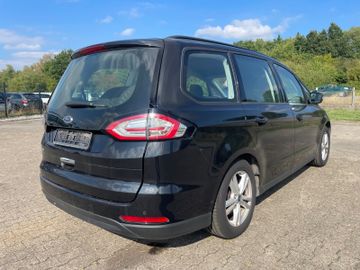 Ford Galaxy - 7
