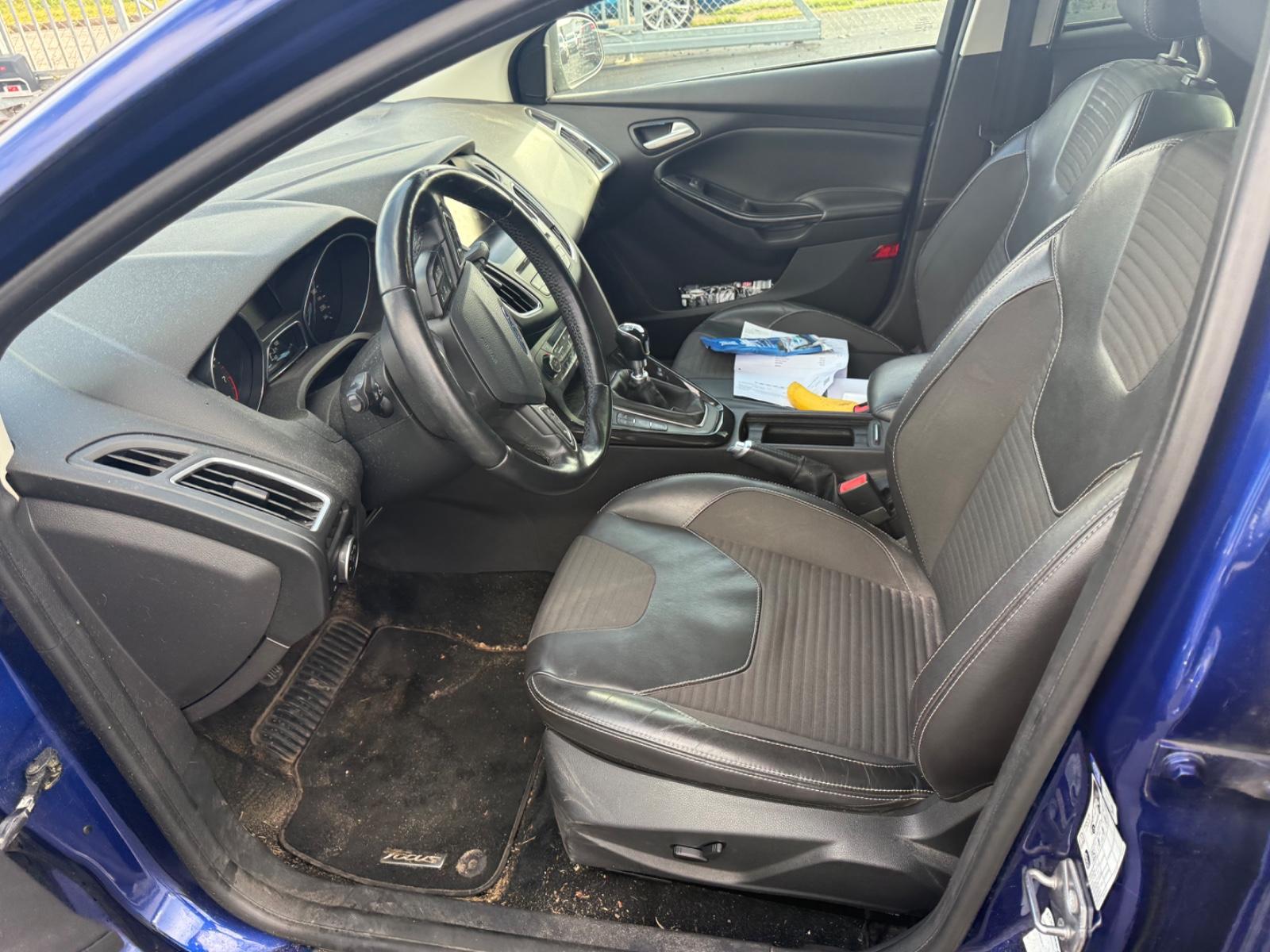 Ford Focus 2014 — photo 7