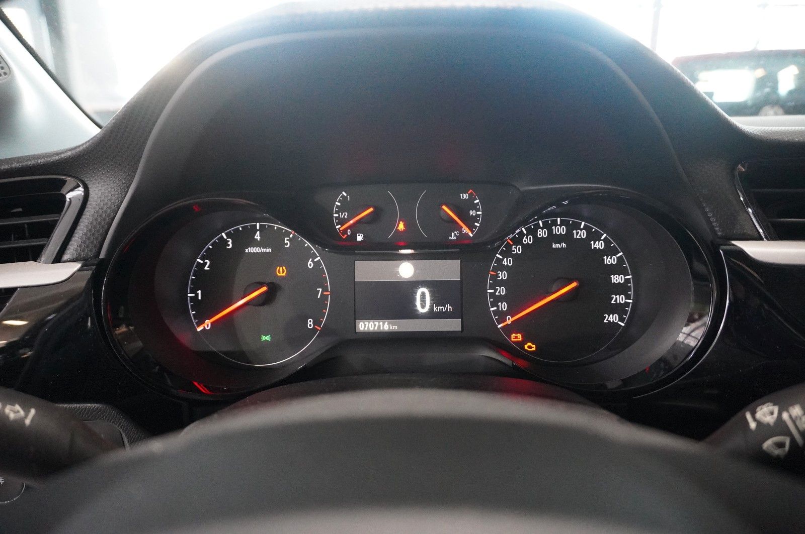 Fahrzeugabbildung Opel Corsa F 1.2 EDITION NAVI/SHZ/SPORT/PDC/TEMP./DAB