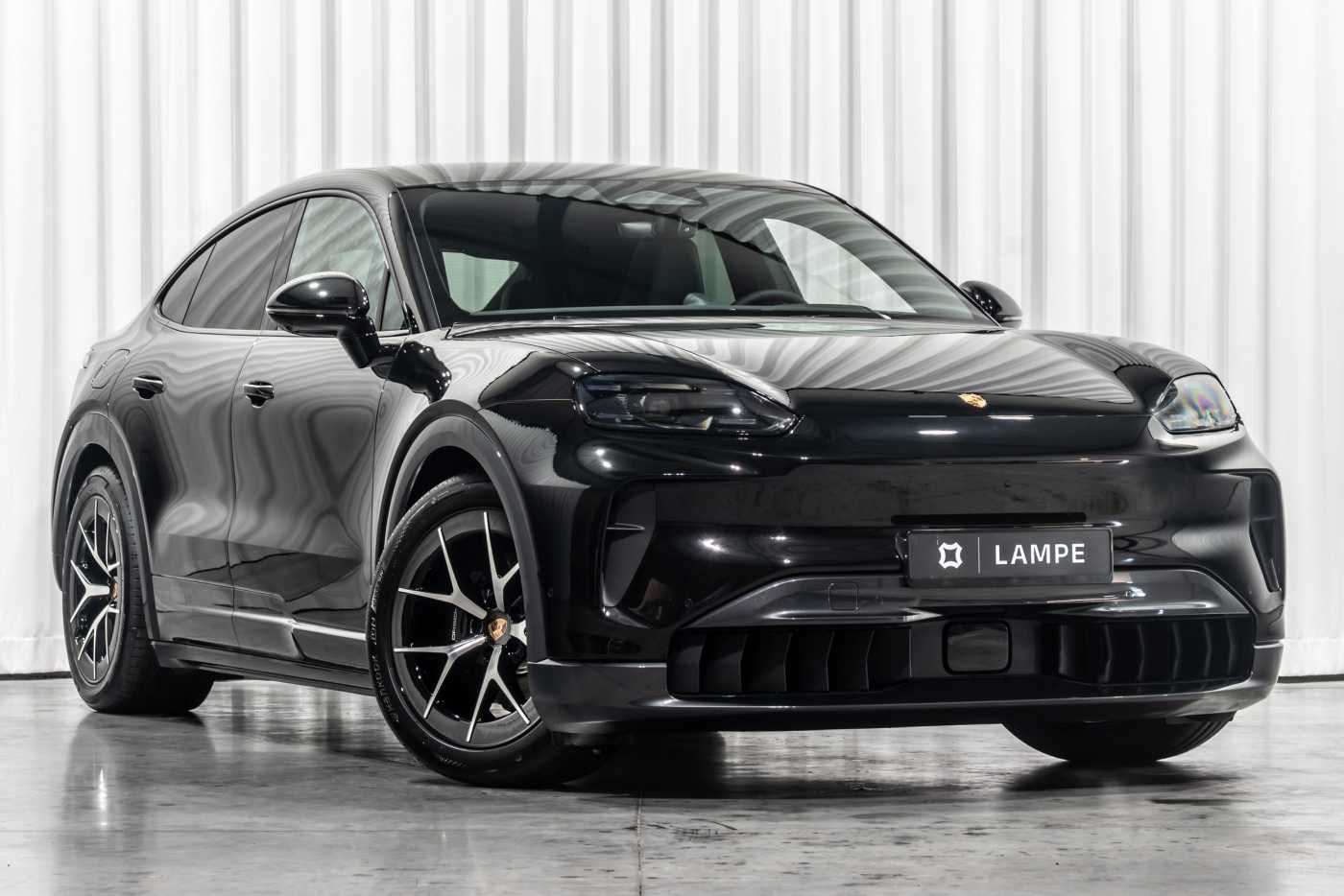 Porsche Cayenne Electric Coupé Pano BOSE Trekhaak Matrix
