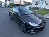 Peugeot 206 CC Cabrio Filou Sehr gut gepfl... - Peugeot 206 Gebrauchtwagen in Kassel