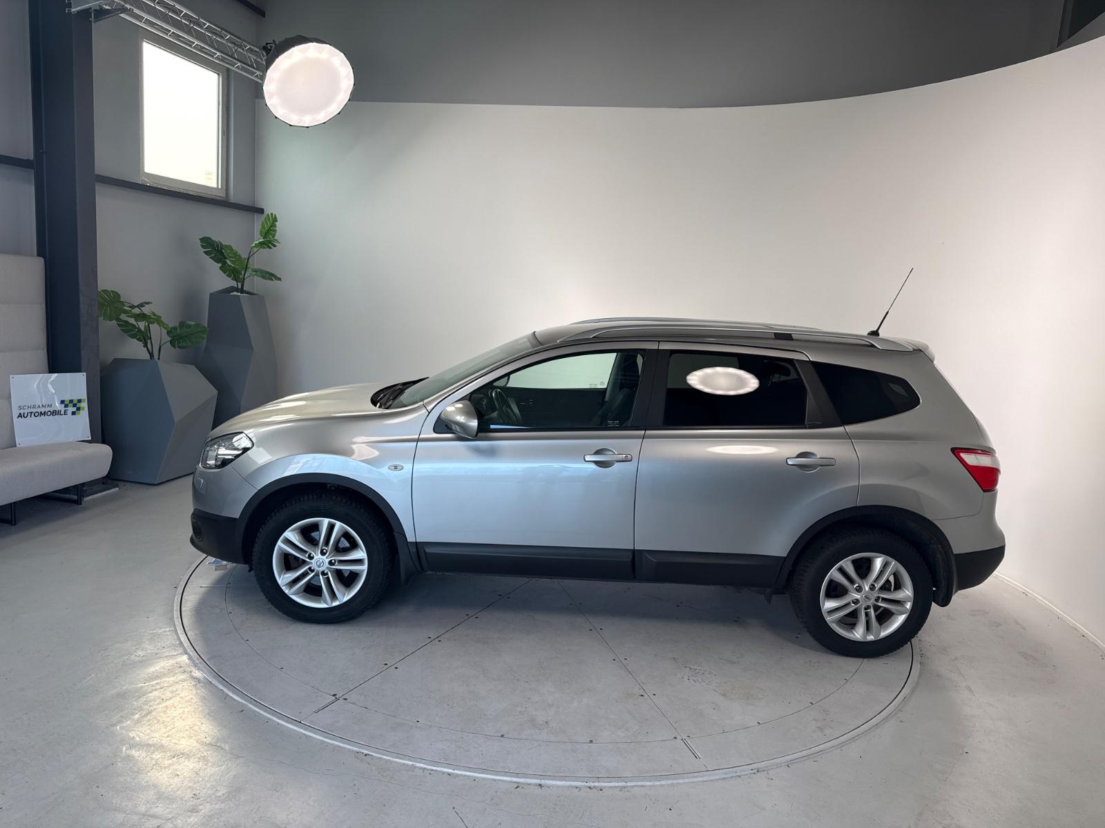 Nissan Qashqai+2 2.0 Acenta 61775 Tk.1-Hand, Top.Pano,
