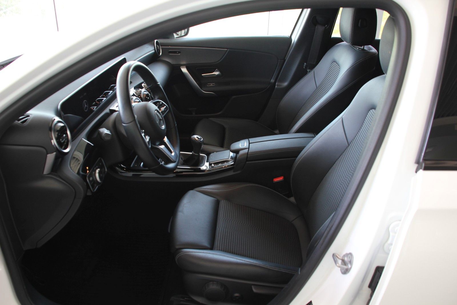 Fahrzeugabbildung Mercedes-Benz A 200 Progressive