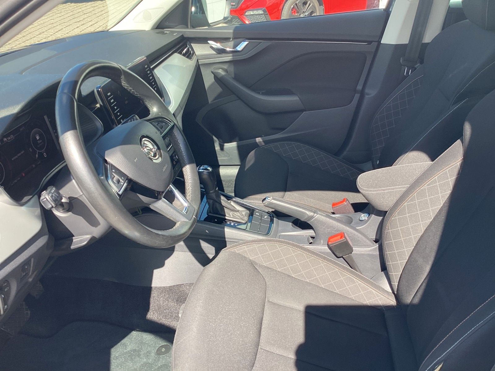 Fahrzeugabbildung SKODA Kamiq Drive 125 1.0 TSI 85 KW DSG