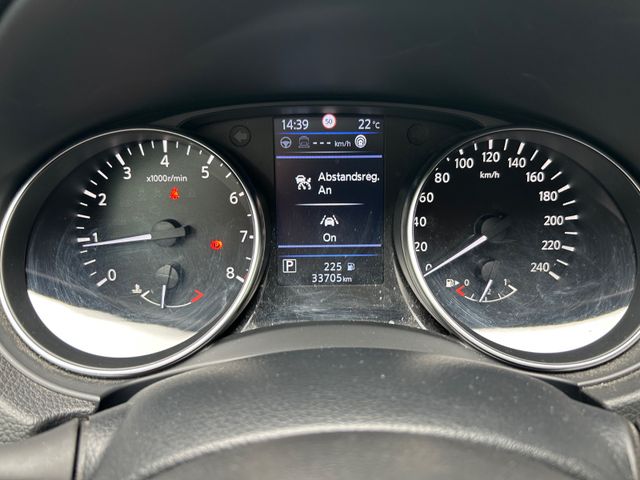 Fahrzeugabbildung Nissan Qashqai N-Tec Autom.+Kamera+Navi+CarPlay+SHZ+LM