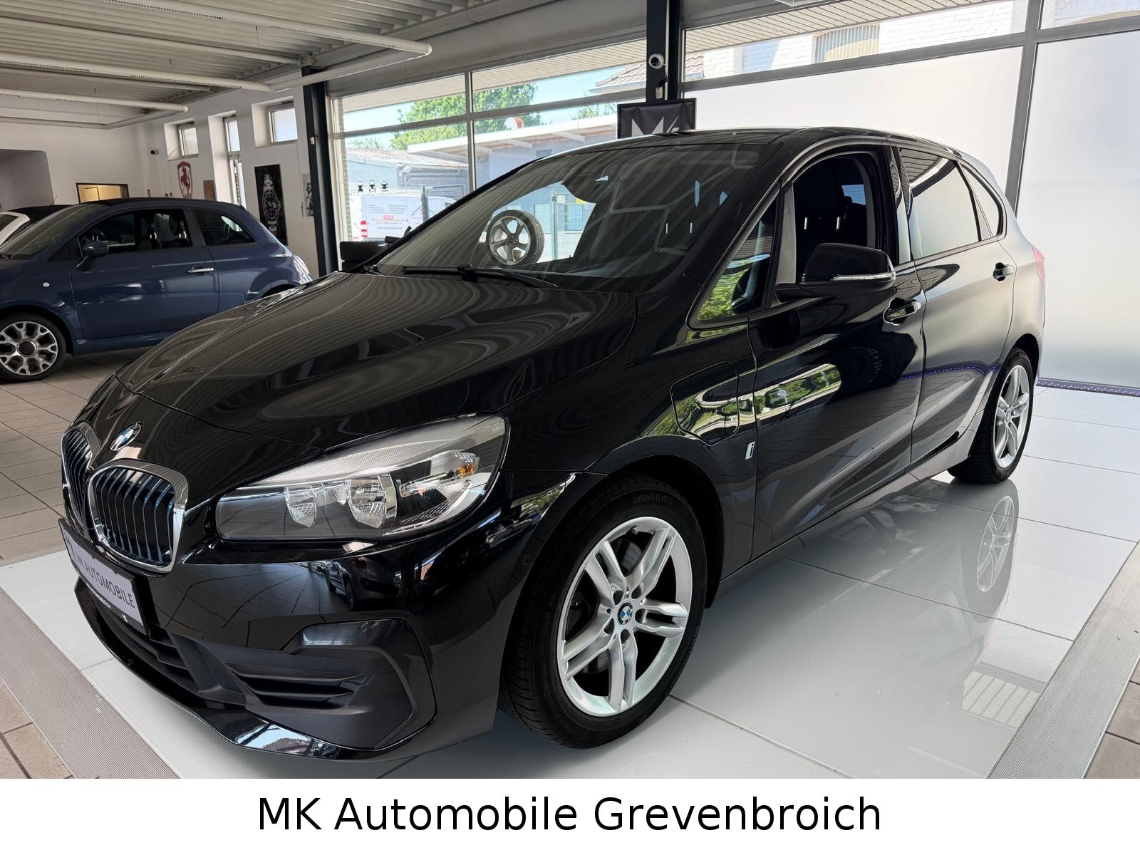 BMW 225 XE Active Tourer*NAV*PDC*8FACH*
