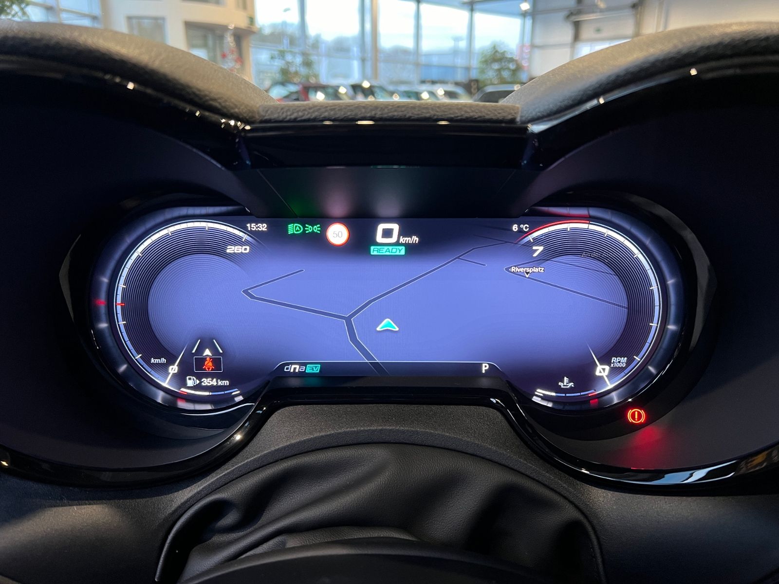 Fahrzeugabbildung Alfa Romeo Tonale Ti H&K LED NAVI ALU