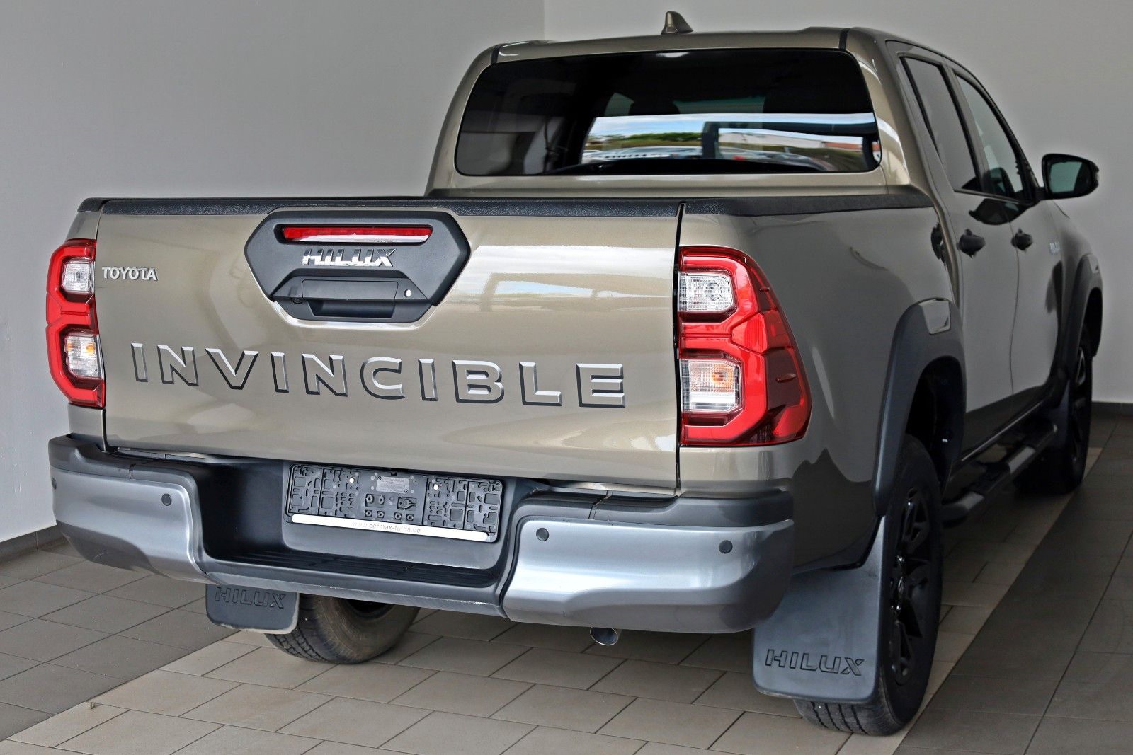 Fahrzeugabbildung Toyota Hilux 2.8 D-4D Invincible,4x4,ACC,SR+Allterrain