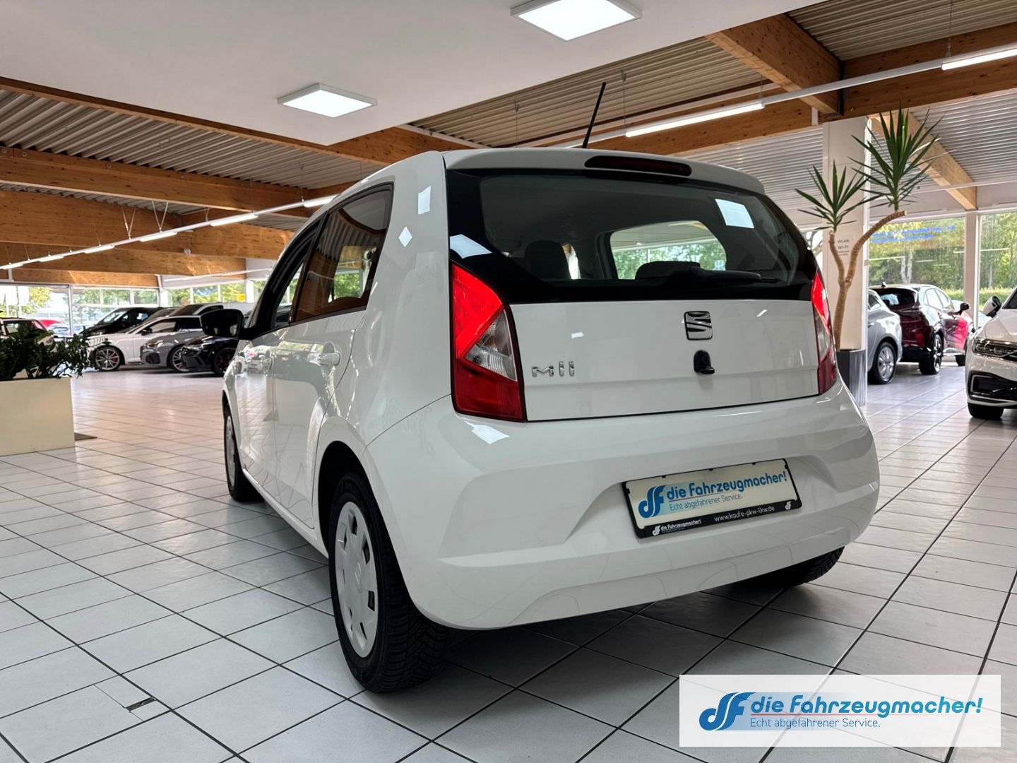 Fahrzeugabbildung SEAT Mii Style 1.0 EU6d-T SHZ Berganfahrass. Winterpa