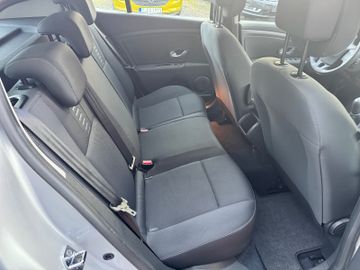 Bild 14 Renault Megane III Lim. 5-trg. Expression