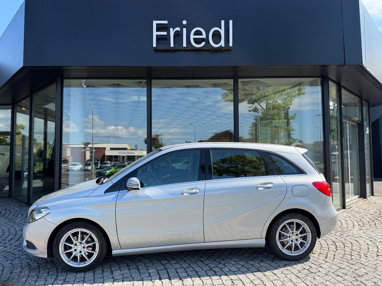 Mercedes-Benz B 180 AHK, PDC, Tempomat, Sitzheizung