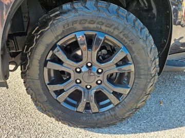 Ford Ranger - 8
