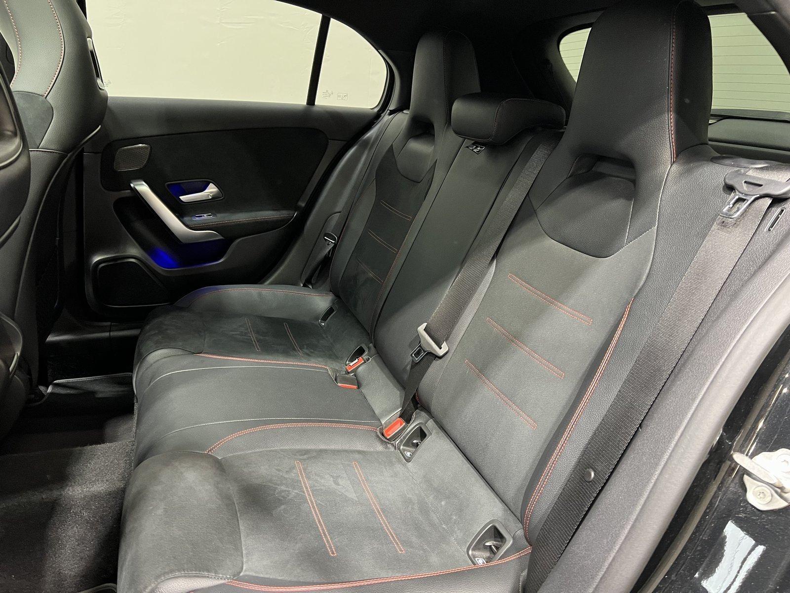 Mercedes-Benz A 250 AMG Line Night+Pano+LED+Kamera+Sound+19"