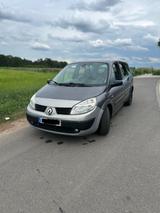 Renault Grand Scenic Dynamique 1.9 dCi FAP 96kW Dyna... - Renault Grand Scenic Dynamique mit Diesel-Antrieb