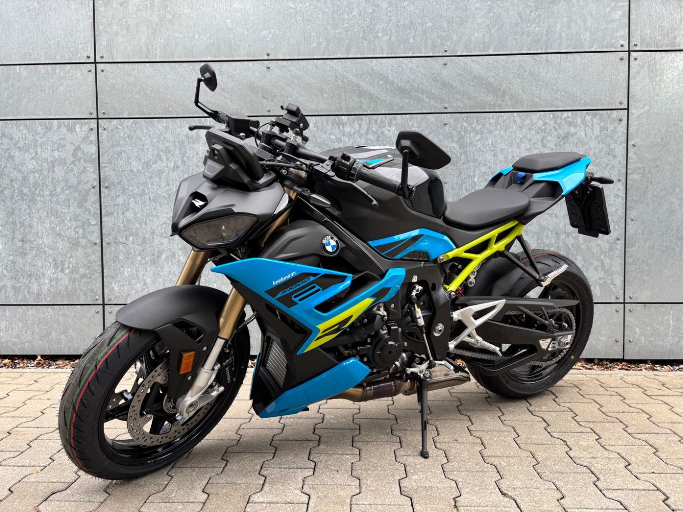 Fahrzeugabbildung BMW S 1000 R Style Sport 2 Pakete