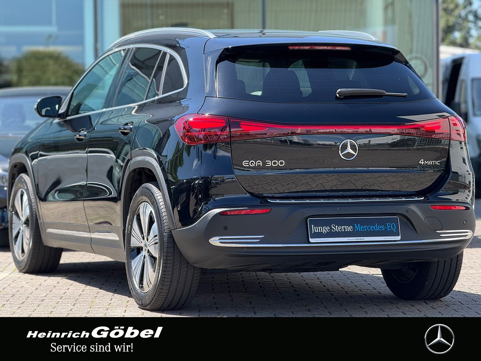 Fahrzeugabbildung Mercedes-Benz EQA 300 4Matic 360°KAMERA*AMBIENTE*LED*elek.HECK