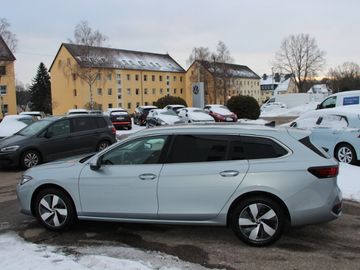 Volkswagen Passat Variant 1.5 eTSI DSG AHK Business Tiptron