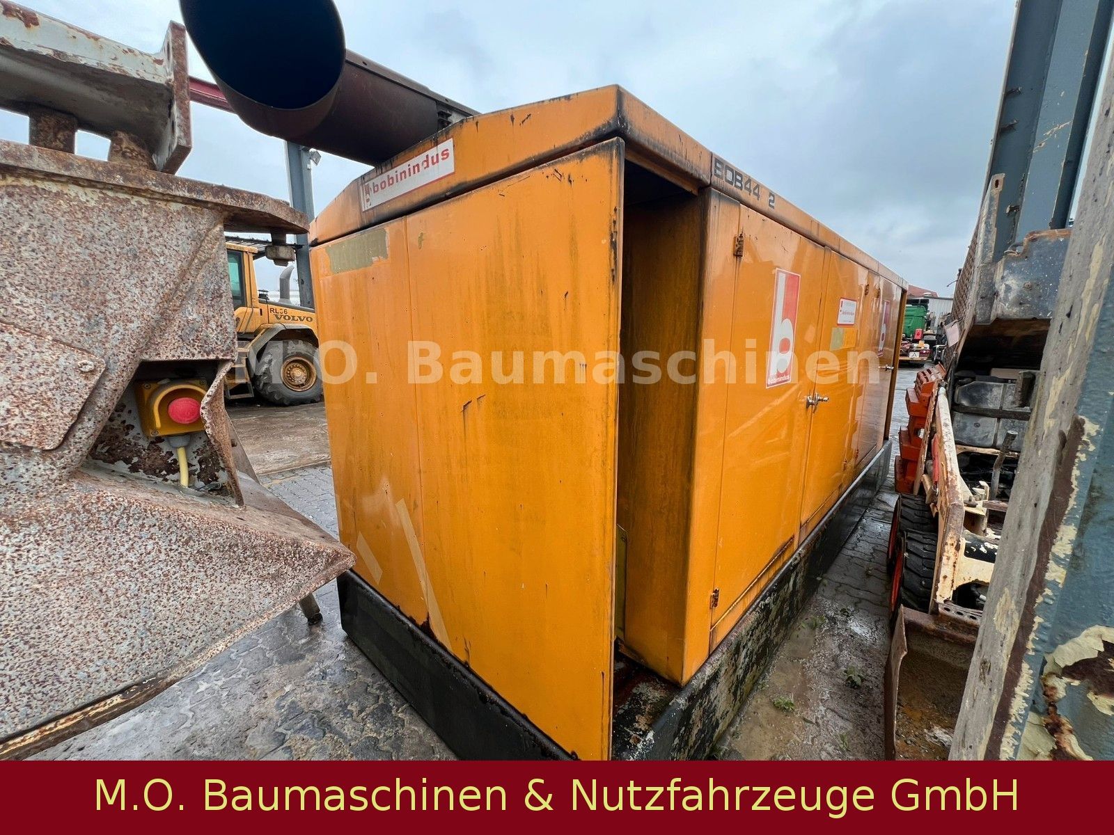 Fahrzeugabbildung Andere Bob 4492 /365 Kva/ Generator / Perkins