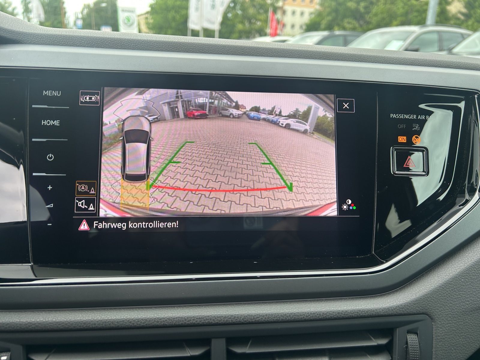 Fahrzeugabbildung Volkswagen Taigo R-Line 1.5 TSI DSG Matrix Navi ACC SHZ Bea