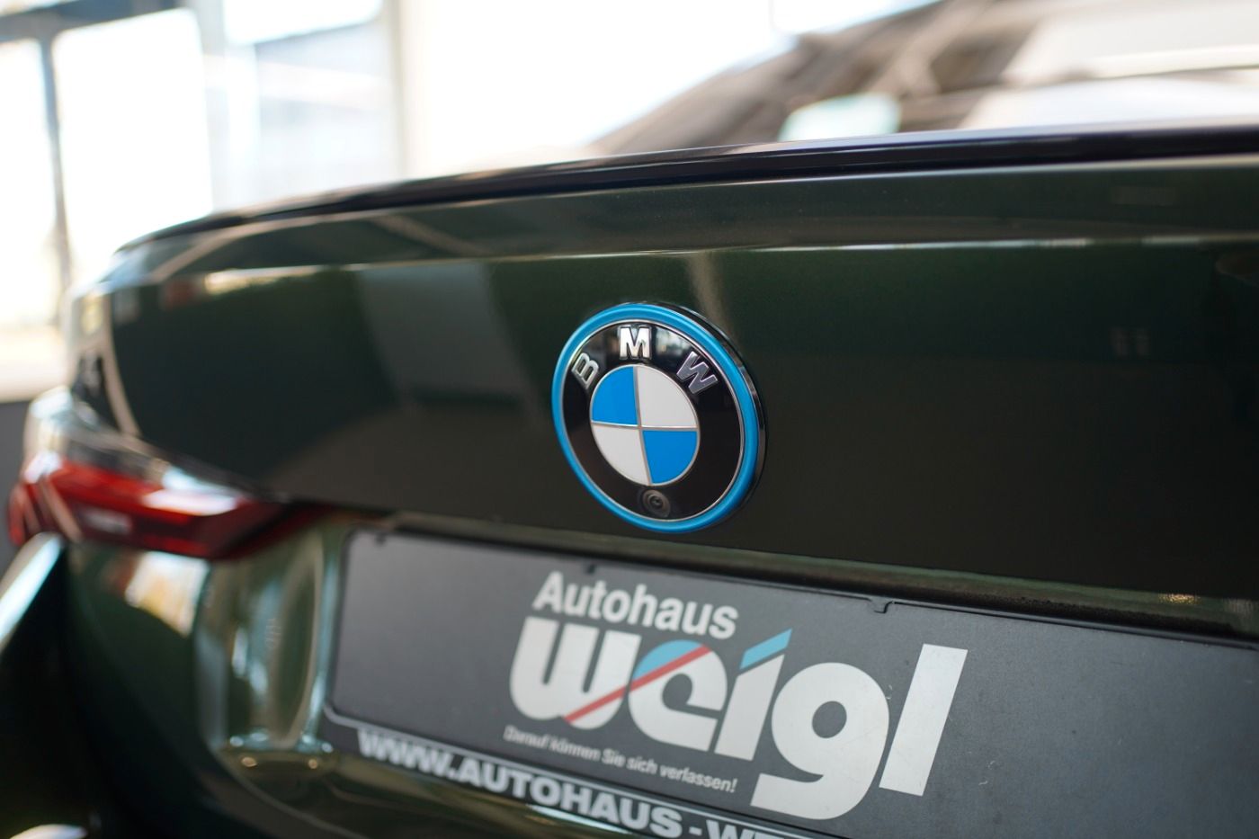 Fahrzeugabbildung BMW i4 eDrive40 GC M-Sport +ParkingAssistent+Komfort