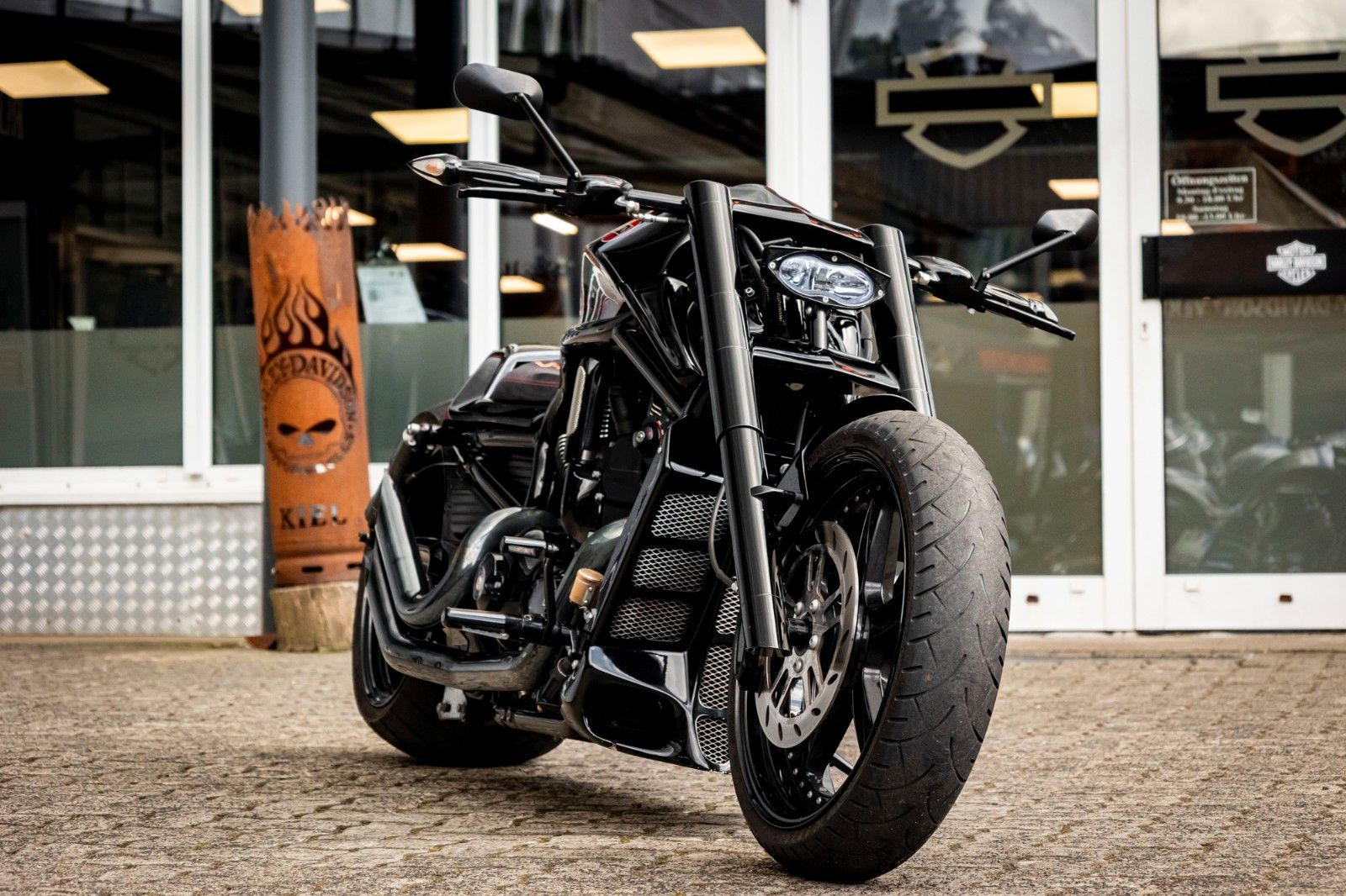 Fahrzeugabbildung Harley-Davidson VRSDCX Night Rod Special - 300er - AIRRIDE -