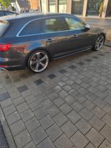 Audi S4 3.0 TFSI tiptronic quattro Avant - - graue Audi S4