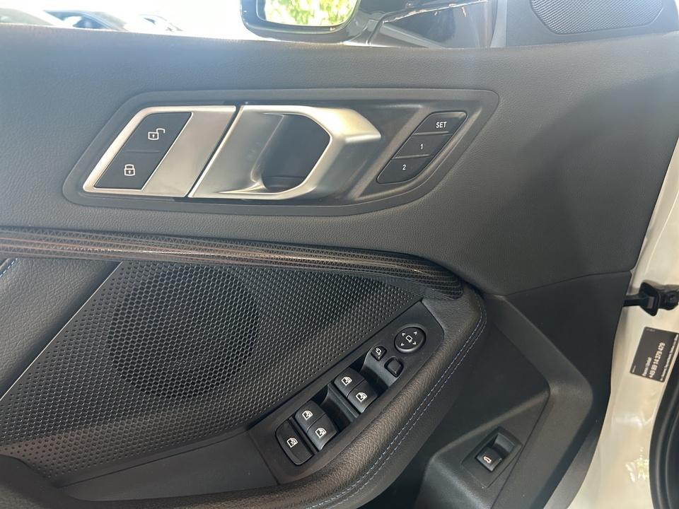 BMW 1 Series d Aut. M Sport HUD HiFi Lenkradheizung, миниатюра 20