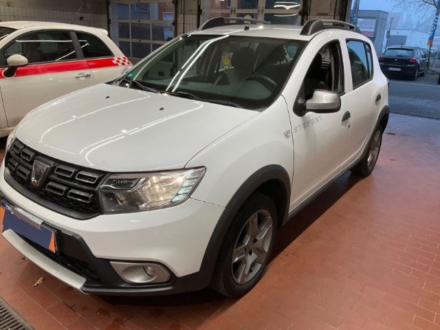 Dacia Sandero II Stepway Essential Klima Freisprech Fa