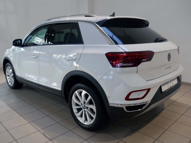 Fahrzeugabbildung Volkswagen T-Roc Style 2.0 TDI DSG | LED RFK AHK ACC