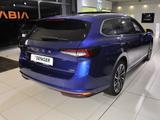 Skoda Superb Combi 2.0 TDI 4x4 L&K Pano HuD Matrix-LED - Skoda Superb: Standheizung