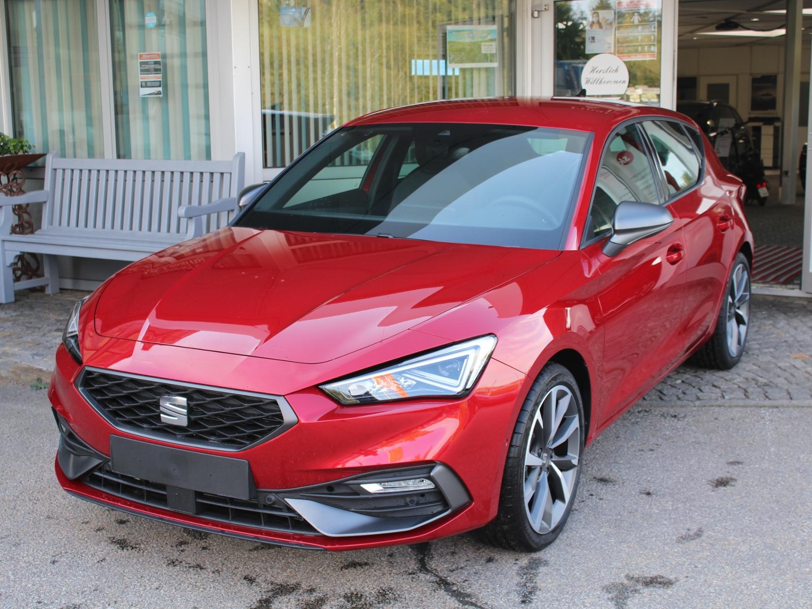 Seat Leon FR 1.5 eTSI DSG KLIMA LED NAVI ALU