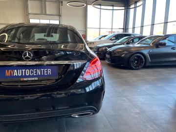 Mercedes-Benz C 200 CGI *LED*NAVI*PDC*LEDER*AMG*
