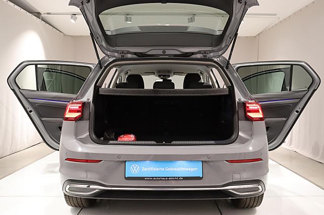 Golf Style 1.4 eHybrid DSG NAVI KAMERA IQ.LIGHT 
