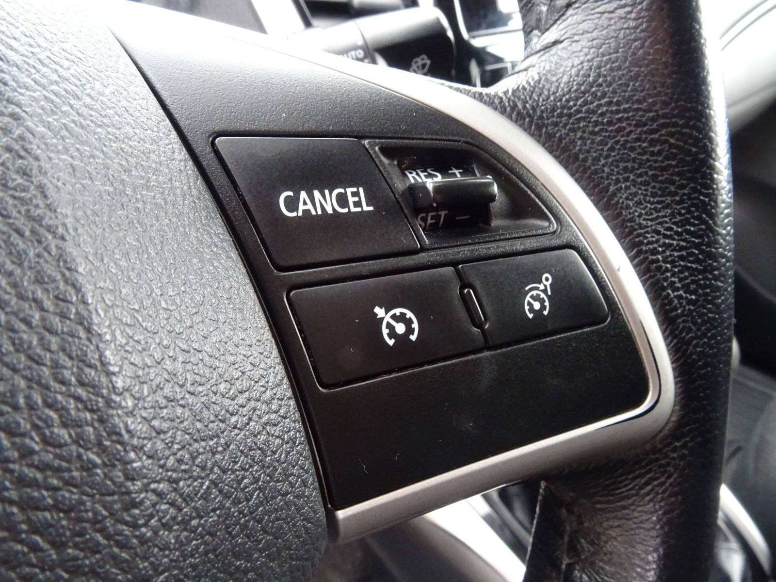 Mitsubishi L200 Plus Doppelkabine 4WD KLIMAUT. KAMERA AHK