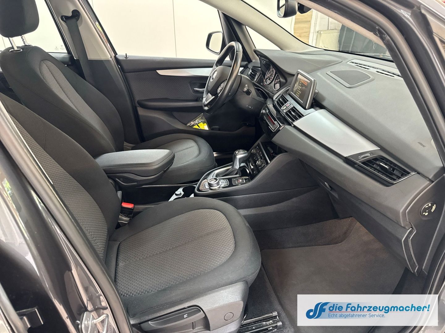 Fahrzeugabbildung BMW 225 xe Advantage Active Tourer 225xe iPerformanc