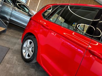 Volkswagen Golf Sportsvan *TEMPO*NAV*PDC*CAM*2-ZONEN*AHK*