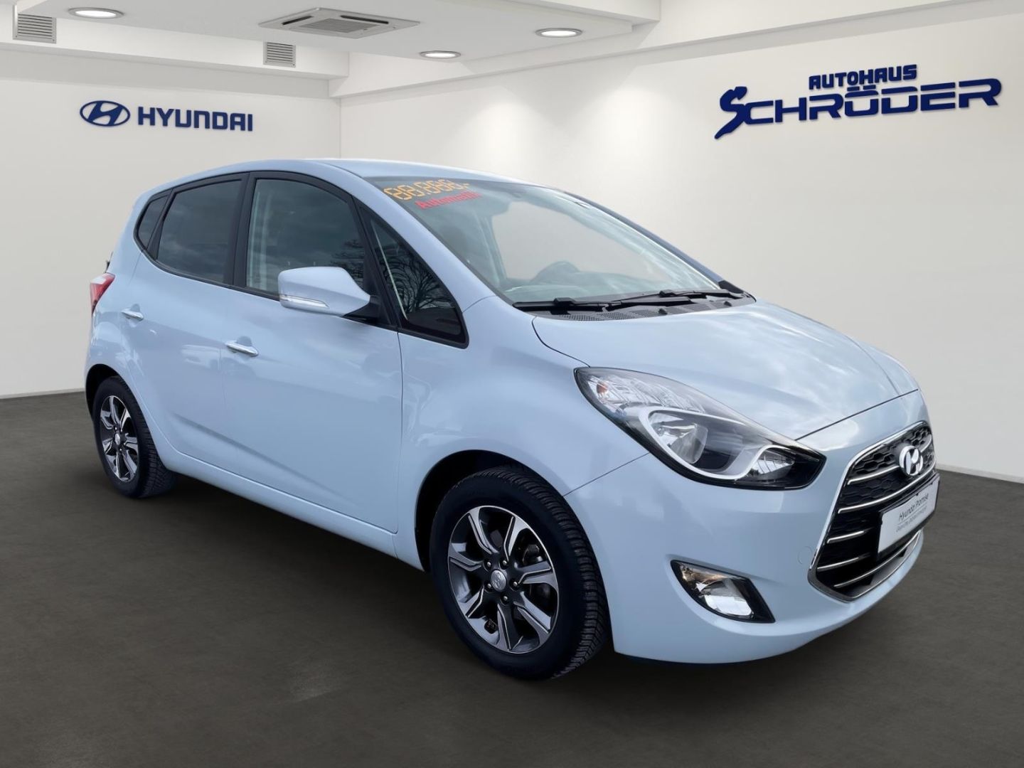 Fahrzeugabbildung Hyundai ix20 1.6 Space Plus Allwetter Navigation Kamera