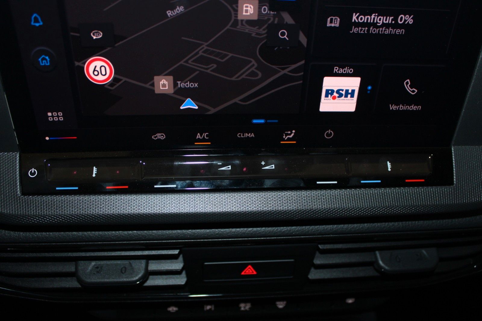 Fahrzeugabbildung Ford Transit Connect TREND L1 AHK NAVI IACC uvm.