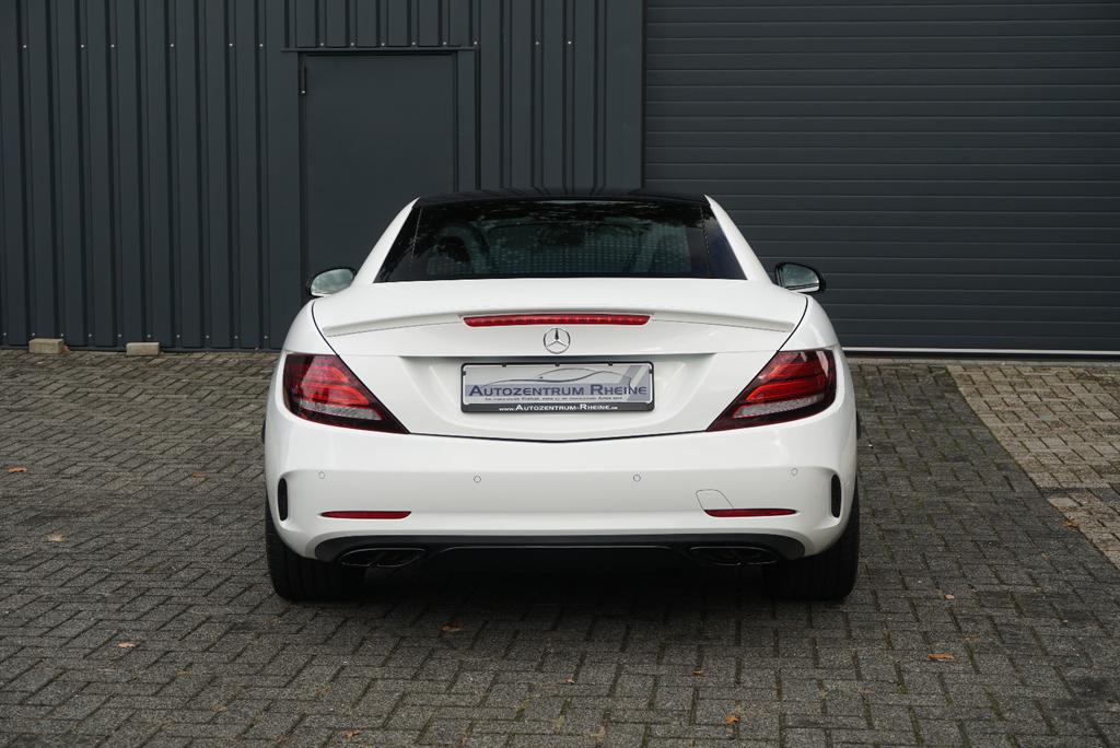 Mercedes-Benz SLC 43 AMG