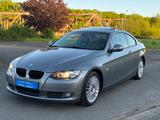 BMW 320i Coupe Sportpaket-NAVI-XENON-LEDER-2HAND - BMW 320 aus 2010: Coupe