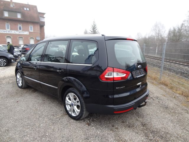 Fahrzeugabbildung Ford Galaxy Titanium/1.Hand/7-Sitzer/AHK/PDC/Panorama