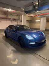 Porsche Panamera 4  - Porsche Gebrauchtwagen in Dormagen