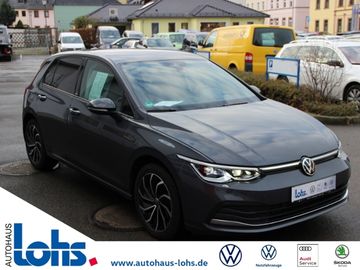 Volkswagen Golf VIII 1.5 eTSI DSG Active AHK LED HUD ACC