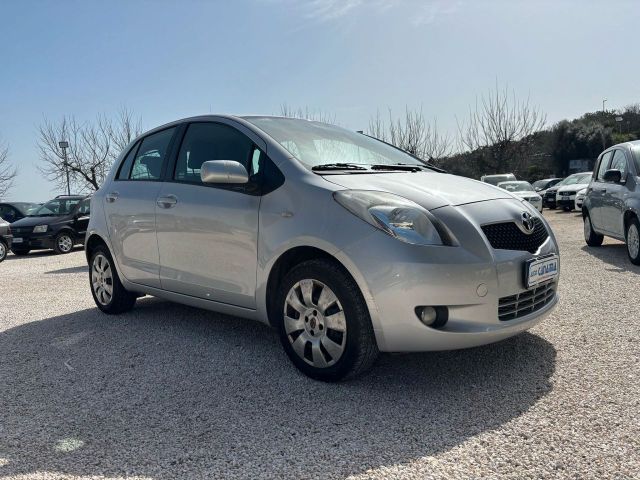 Toyota TOYOTA YARIS 1.3 B - 2007 90000 KM!