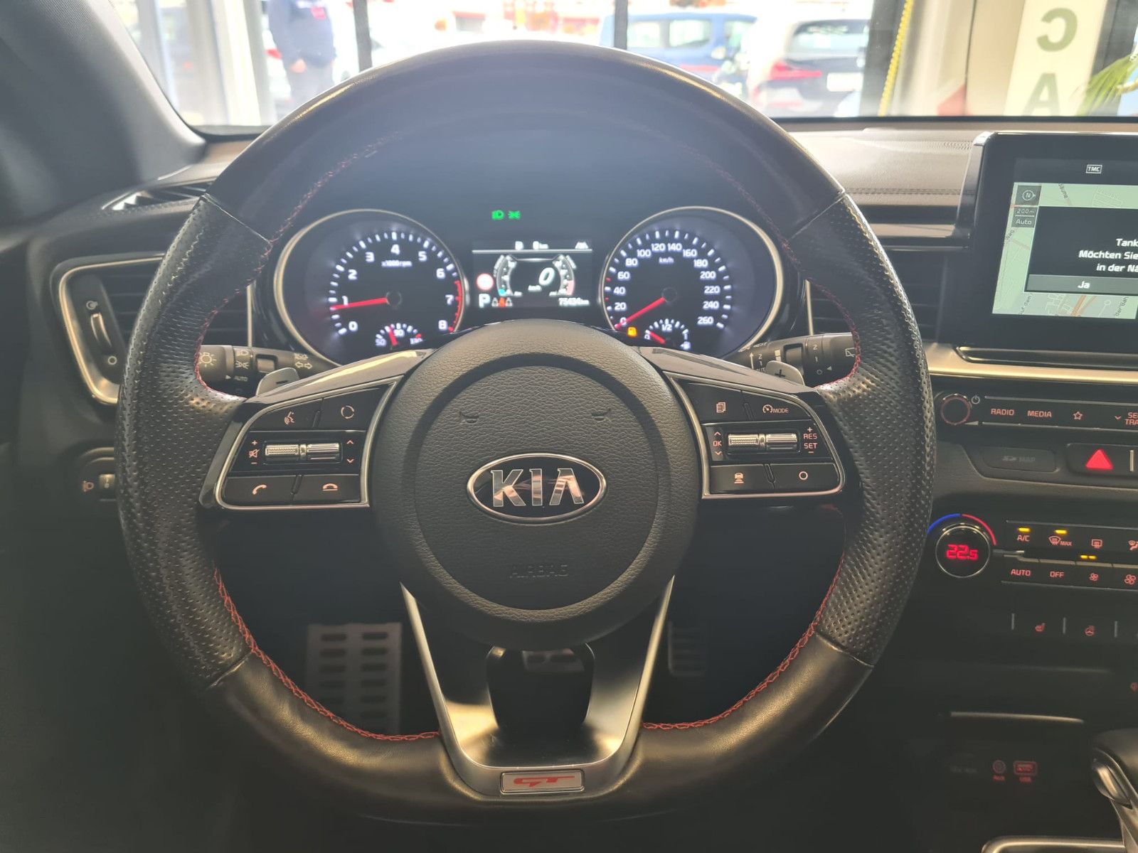 Fahrzeugabbildung Kia pro cee'd / LED / KAMERA / SCHECKHEFT / E-SITZ