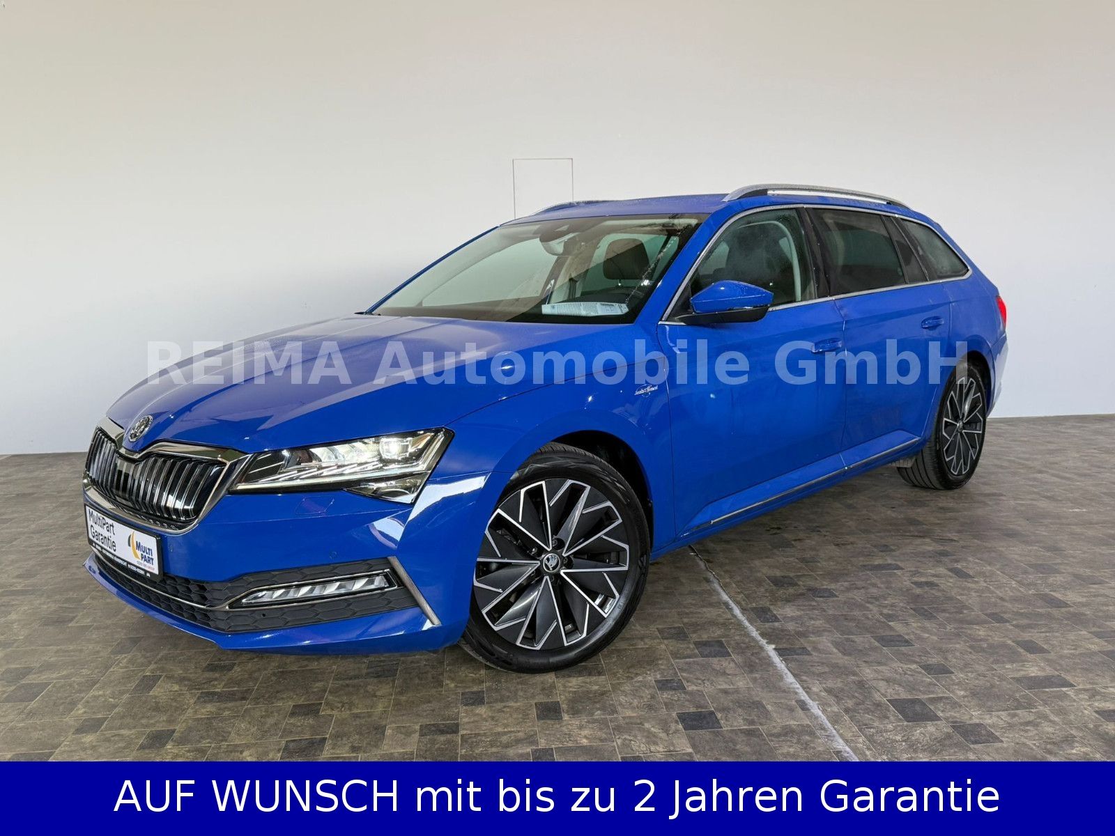 Fahrzeugabbildung SKODA Superb Combi L&K iV Hybrid, Matrix,SOH 94,1 %