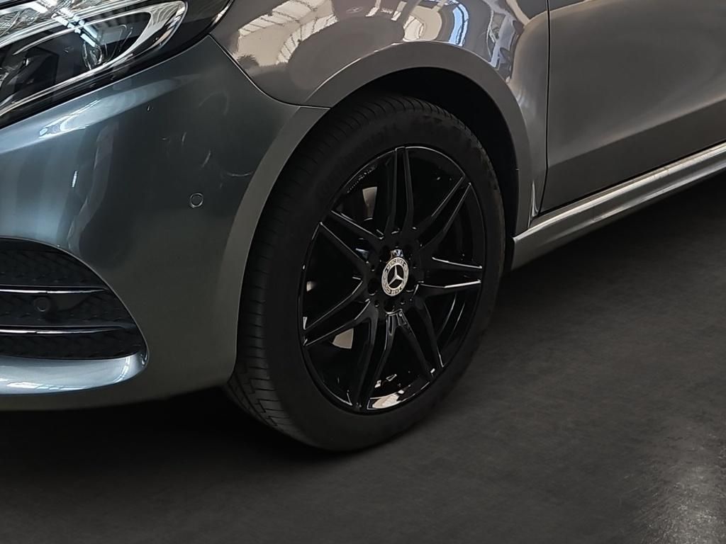 Fahrzeugabbildung Mercedes-Benz V 250 ED kompakt AMG 8 Sitze Night AHK DISTRONIC