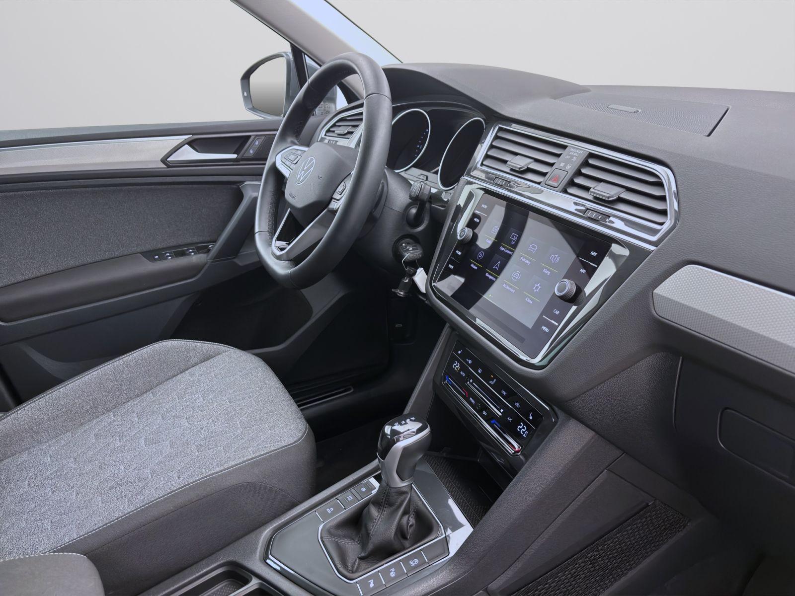 Volkswagen Tiguan 2.0 TDI DSG MOVE NAVI KAMERA SITZHZG PDC